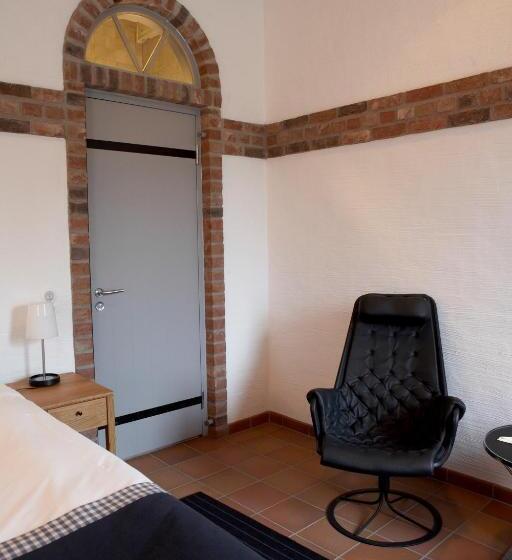 בית מלון כפרי Ängavallen