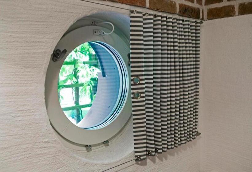 בית מלון כפרי Ängavallen