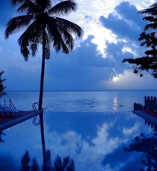 فندق Paradise Resorts