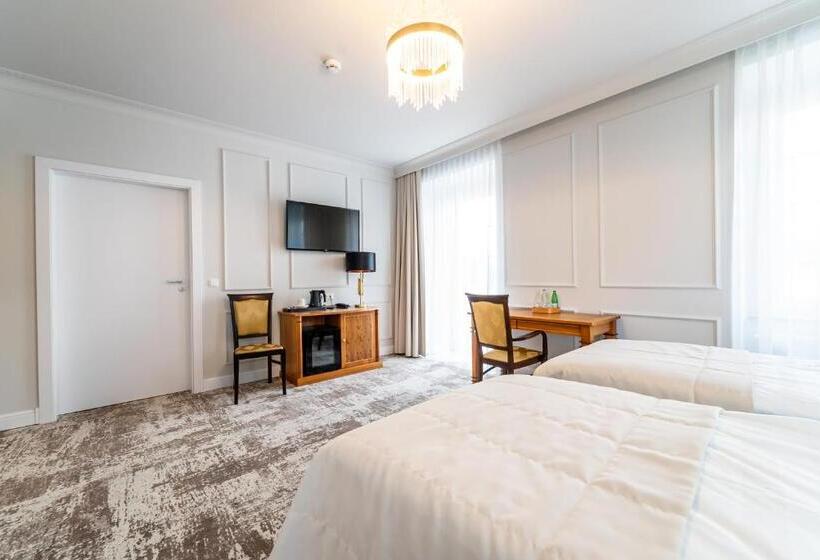 בית מלון כפרי Piast