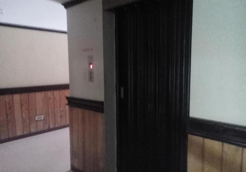 Отель Preethi Palace