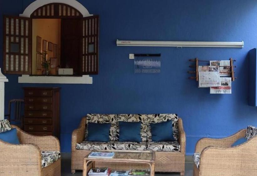 ホテル Presa Di Goa