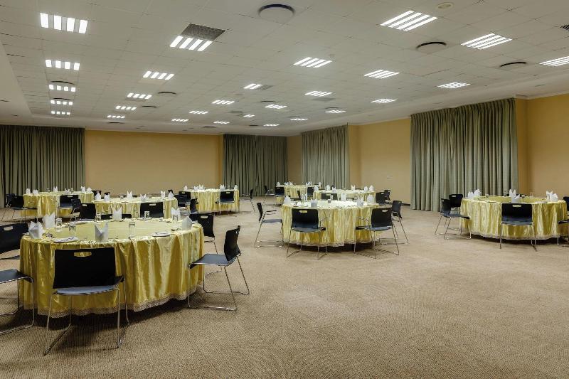 Protea Hotel By Marriott Benin City Select Emotan