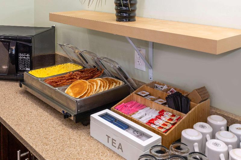 בית מלון כפרי Quality Inn & Suites