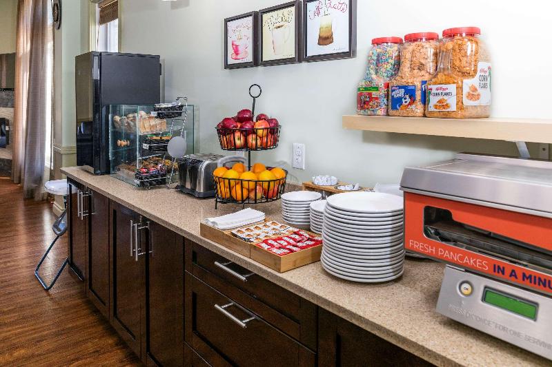 בית מלון כפרי Quality Inn & Suites