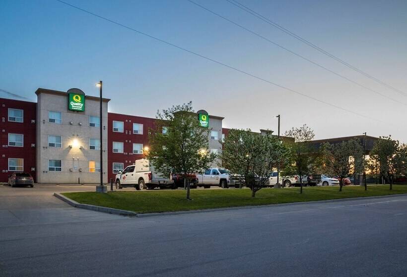 בית מלון כפרי Quality Inn & Suites