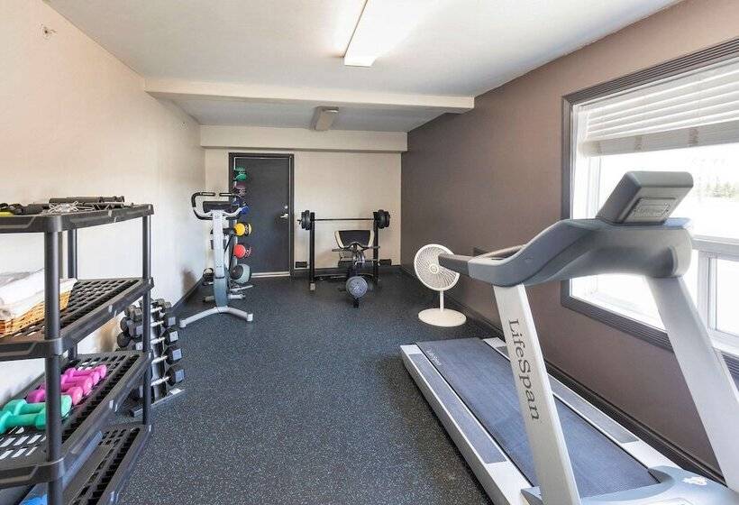 בית מלון כפרי Quality Inn & Suites