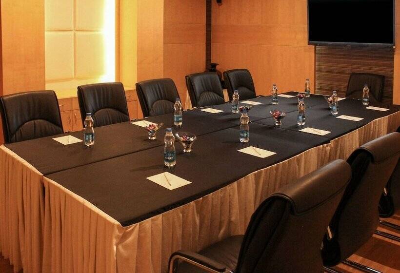 בית מלון כפרי Quality Inn Viha