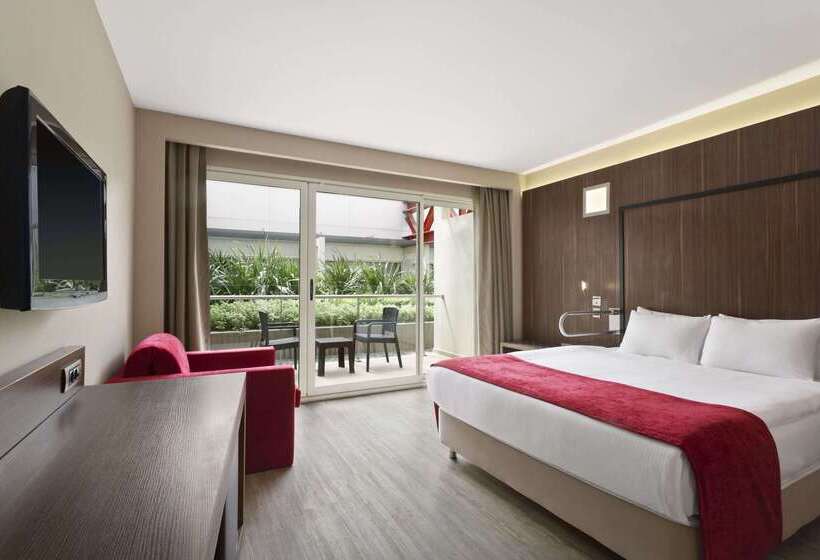 هتل Ramada Encore By Wyndham Izmir