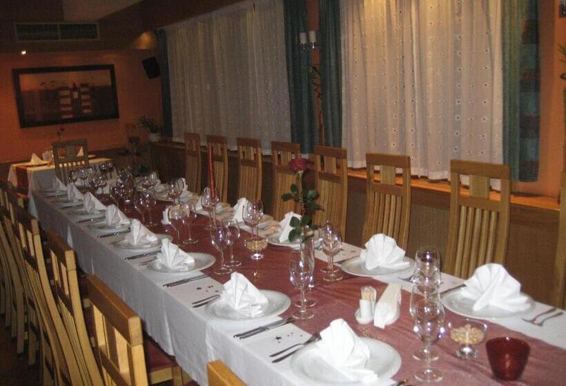 فندق Restaurant Gonduzo