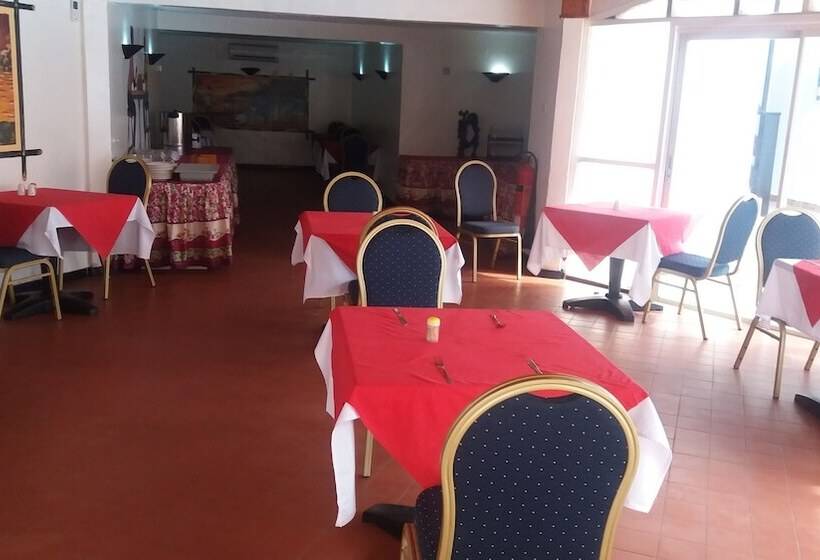 Sarges Hotel Managed By Continent