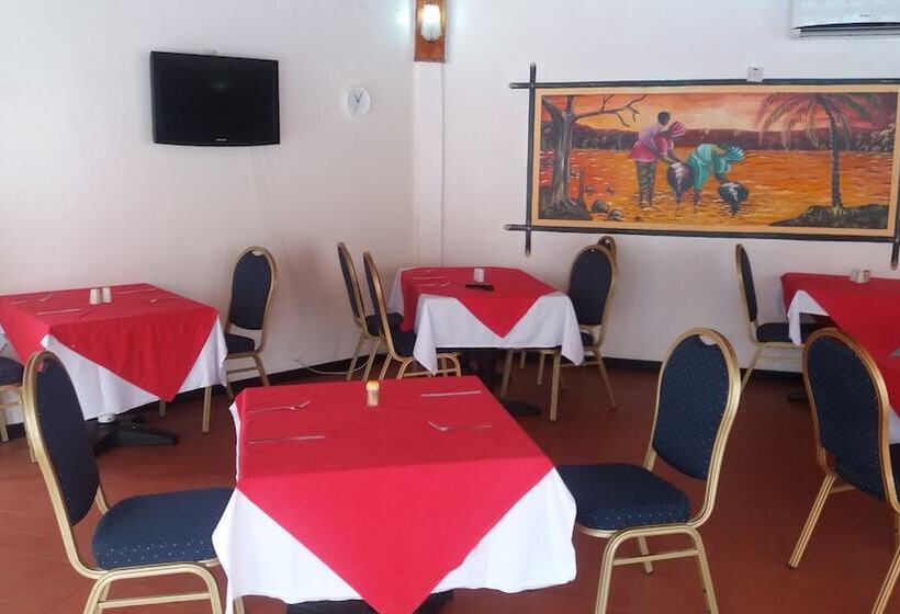 Sarges Hotel Managed By Continent