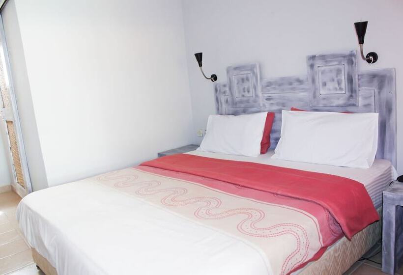 Sarges Hotel Managed By Continent