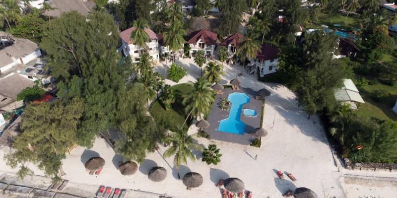 Отель Smiles Beach