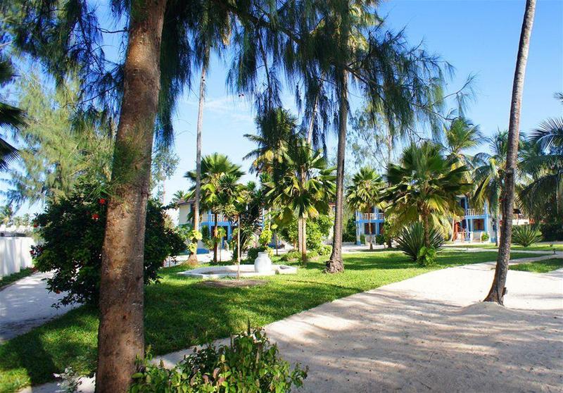 Отель Smiles Beach