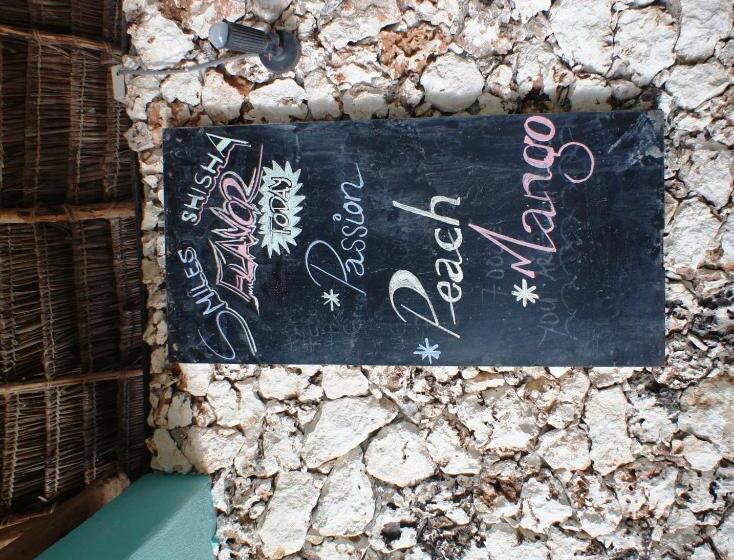 Отель Smiles Beach