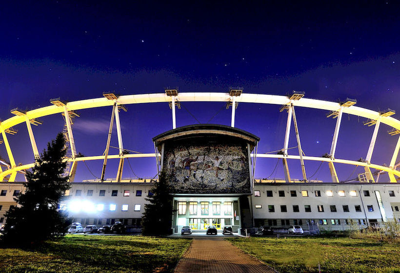 בית מלון כפרי Diament Stadion Slaski