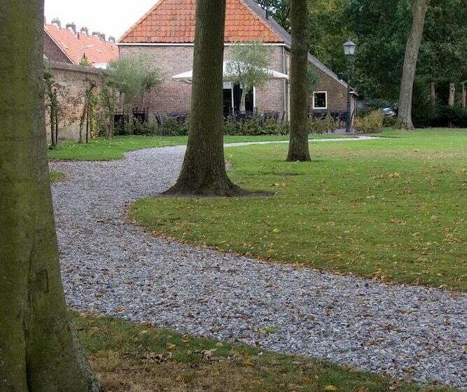 Stadspaleis Hotel & Restaurant Oldruitenborgh