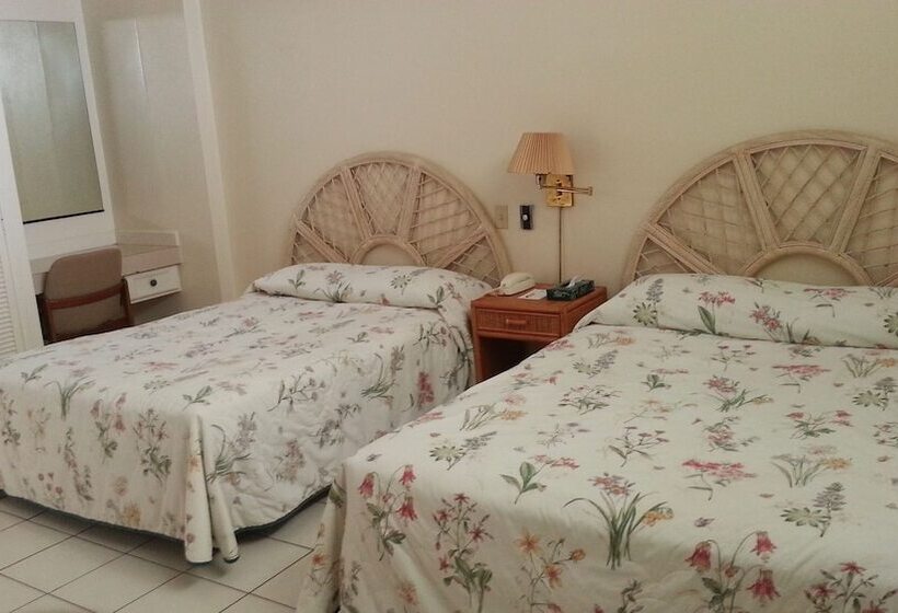 هتل Summer Holiday