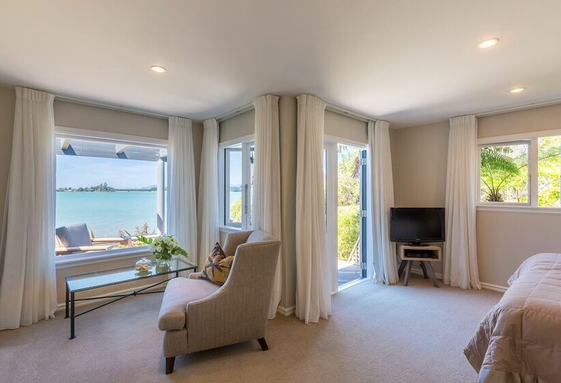 בית מלון כפרי Te Koi The Lodge At Bronte