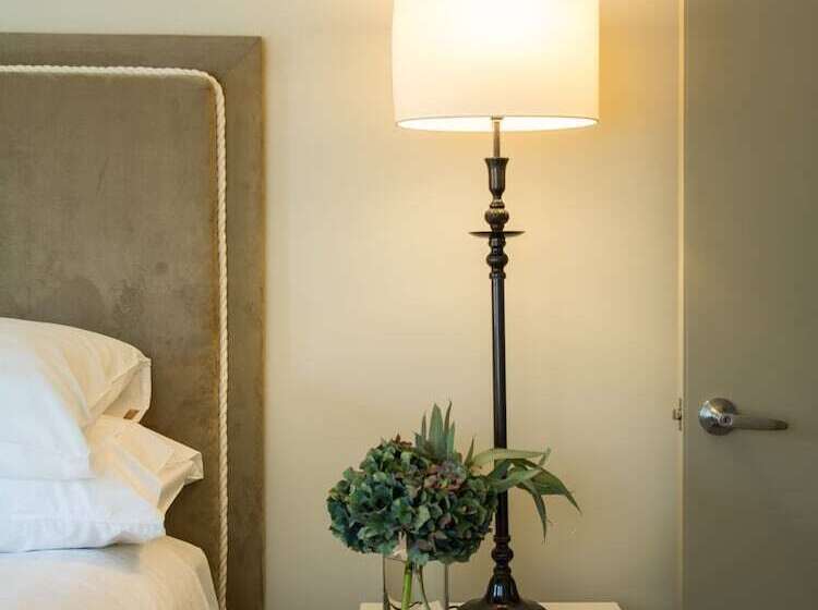 בית מלון כפרי Te Koi The Lodge At Bronte