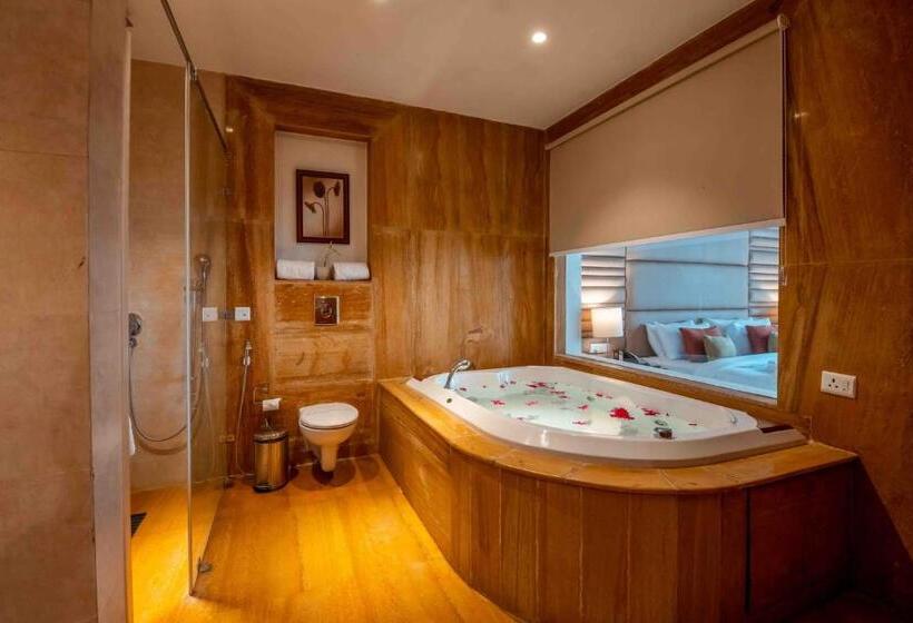 فندق The Fern Surya Resort Kasauli Hills, Dharampur