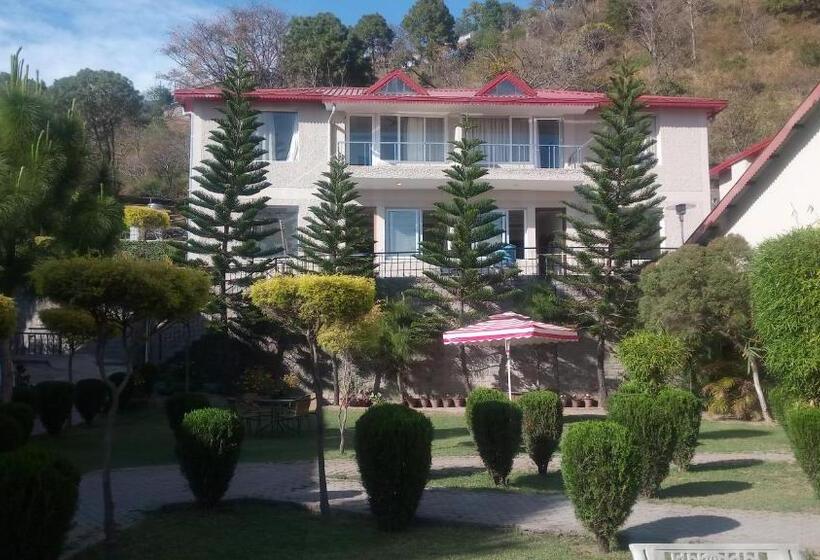 فندق The Fern Surya Resort Kasauli Hills, Dharampur