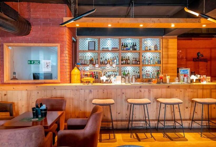 فندق The Fern Surya Resort Kasauli Hills, Dharampur