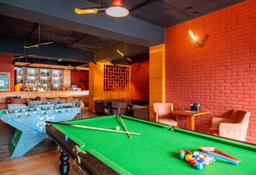 فندق The Fern Surya Resort Kasauli Hills, Dharampur