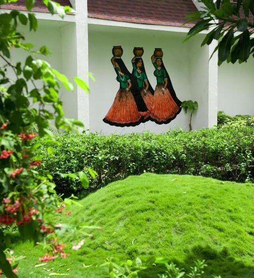 호텔 Gir Serai Ihcl Seleqtions