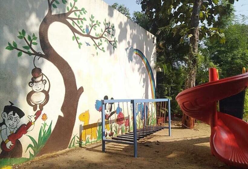 호텔 Gir Serai Ihcl Seleqtions