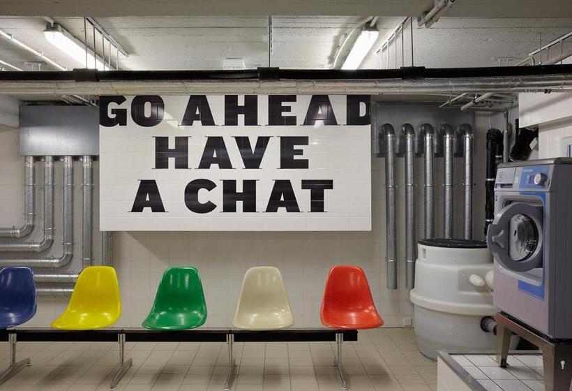 בית מלון כפרי The Social Hub Rotterdam