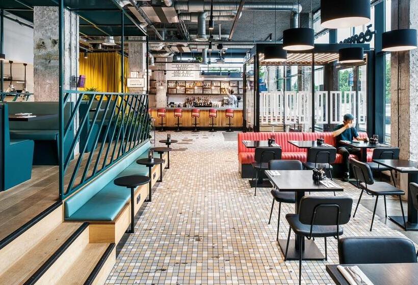 בית מלון כפרי The Social Hub Rotterdam