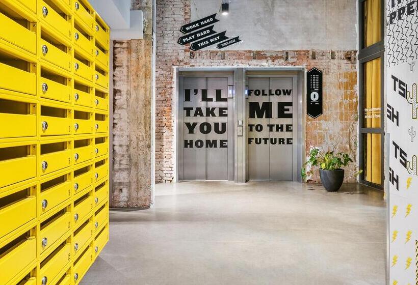 בית מלון כפרי The Social Hub Rotterdam