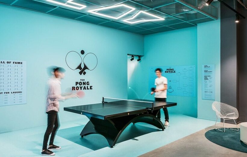 בית מלון כפרי The Social Hub Rotterdam