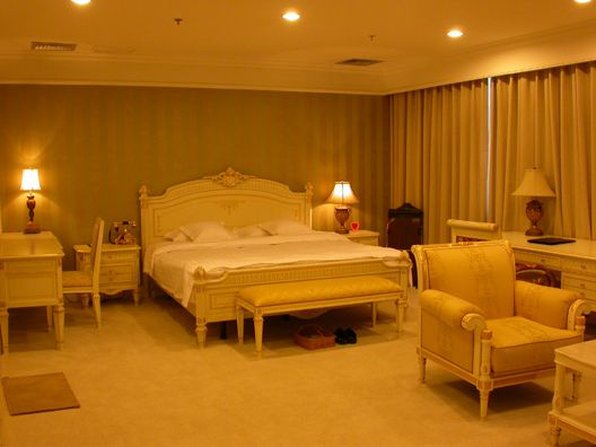 Hotel Xinxiang International