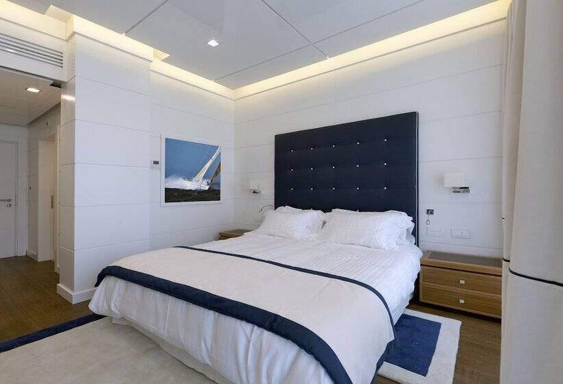 ホテル Yacht Club Marina Di Loano