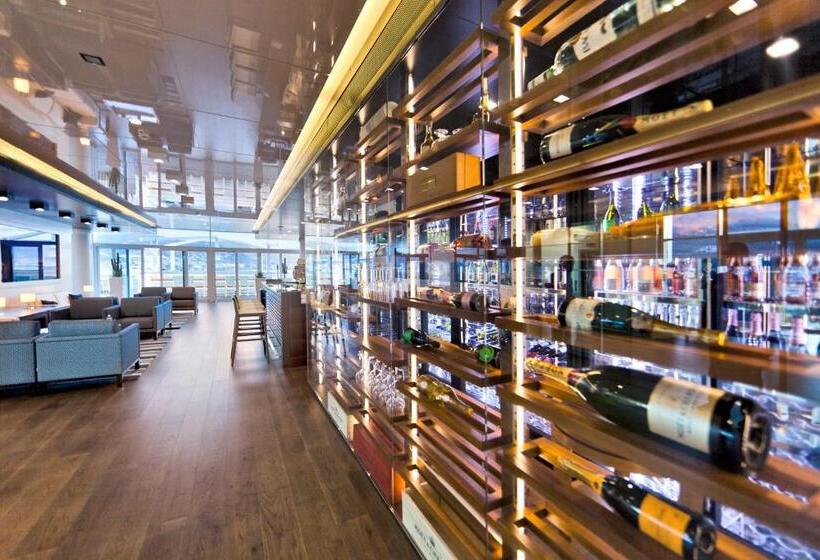 ホテル Yacht Club Marina Di Loano