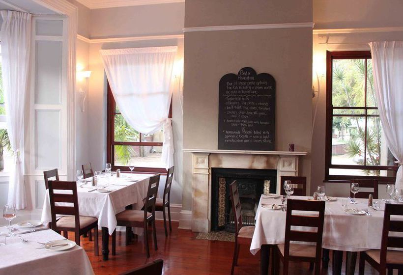 Ibhayi Guest Lodge Lion Roars S & Lodges