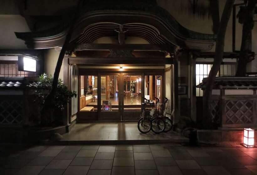 K S House Ito Onsen  Historical Ryokan Hostel
