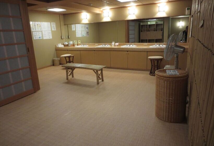 K S House Ito Onsen  Historical Ryokan Hostel