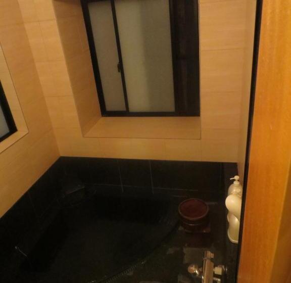 K S House Ito Onsen  Historical Ryokan Hostel