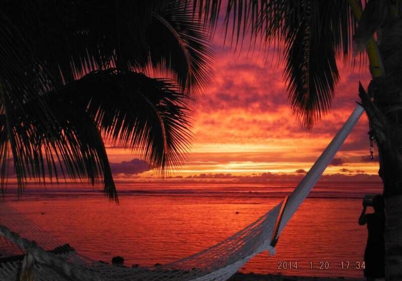 Magic Reef Bungalows