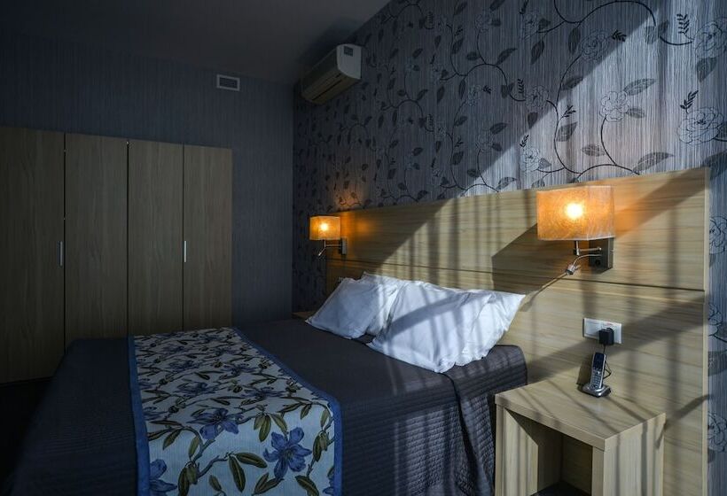 Mayak Hotel Korpus Irtysh