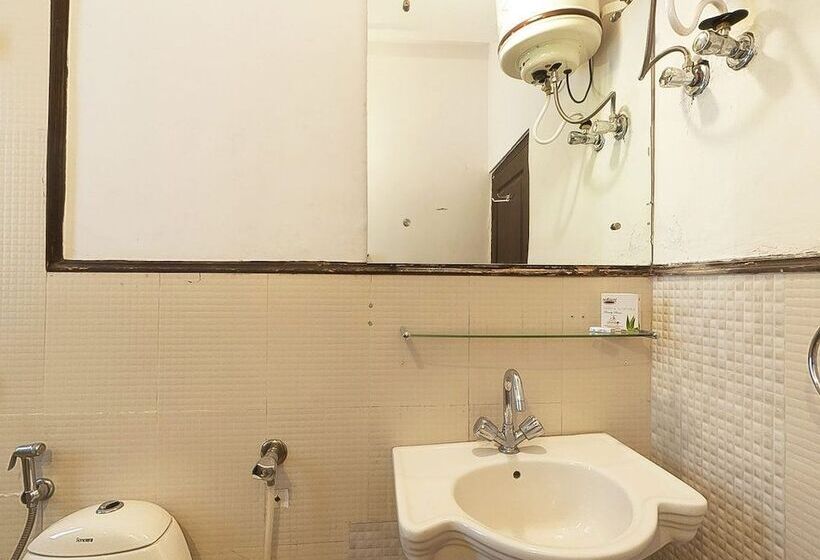 The Ayali Fernhill Resort, Chail