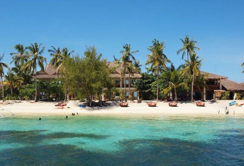 Ocean Vida Beach And Dive Resort