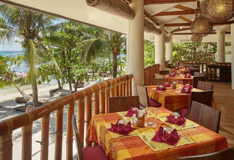 Ocean Vida Beach And Dive Resort