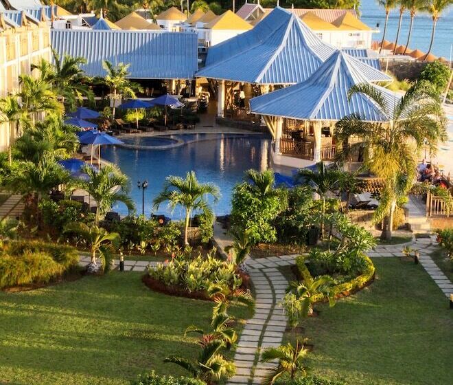 Pearle Beach Resort & Spa