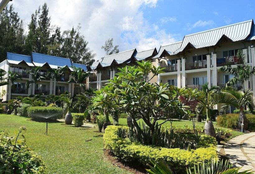 Pearle Beach Resort & Spa