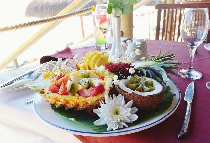 Pearle Beach Resort & Spa